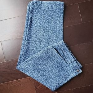 Vintage 1990s Leopard Print Denim Capris, Size M